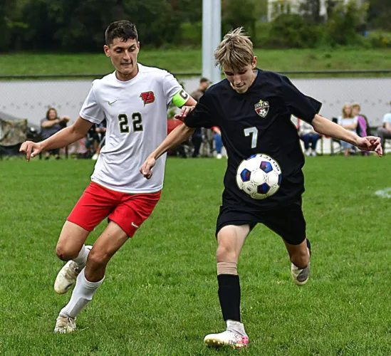 Boys soccer: JCS edges Belleville, 5-4